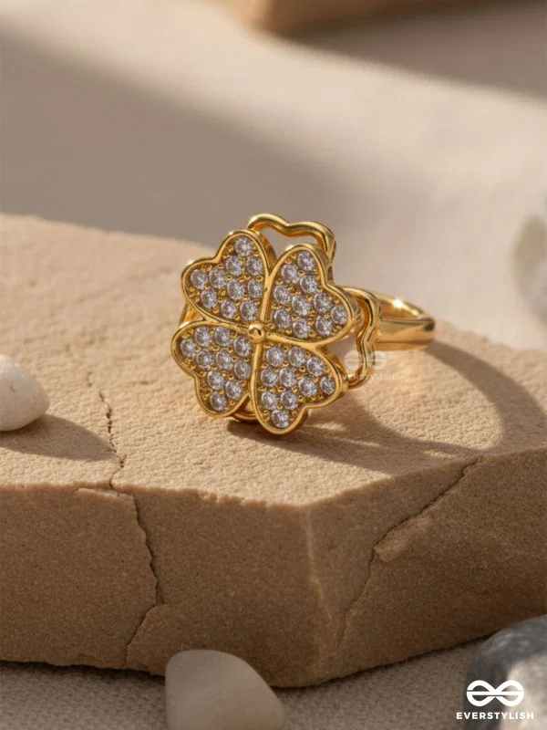 ANXIETY SPINNING RING INLAID WITH CUBIC ZICRONIA STONES
